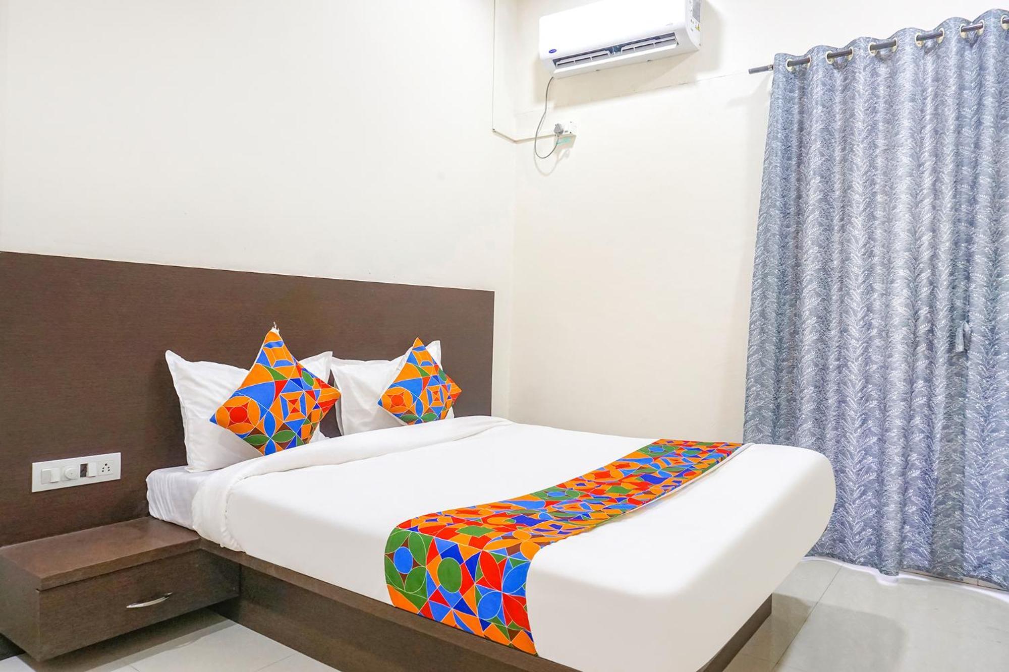 Fabhotel Om Sai - Nr Nashik Railway Station 外观 照片