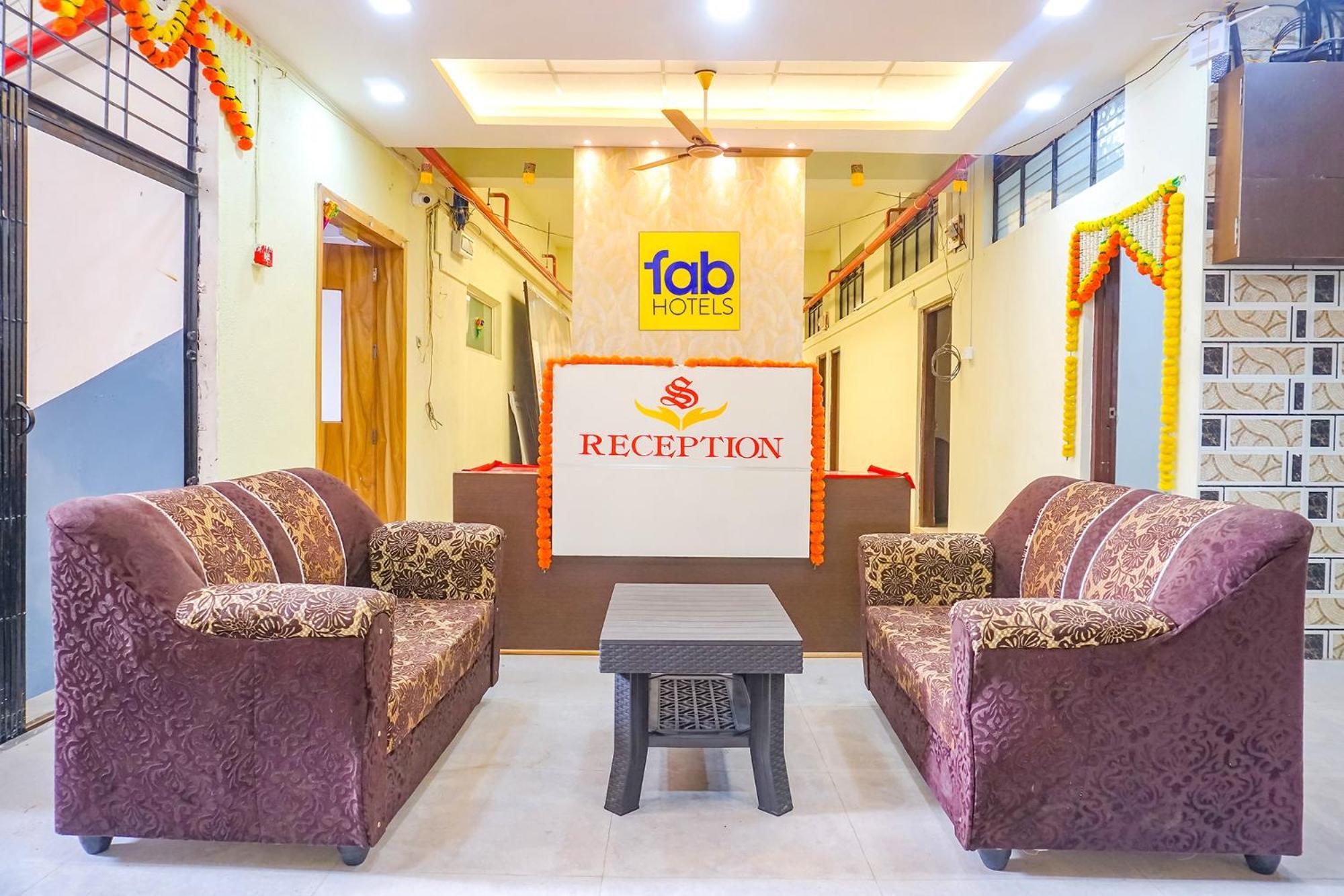 Fabhotel Om Sai - Nr Nashik Railway Station 外观 照片