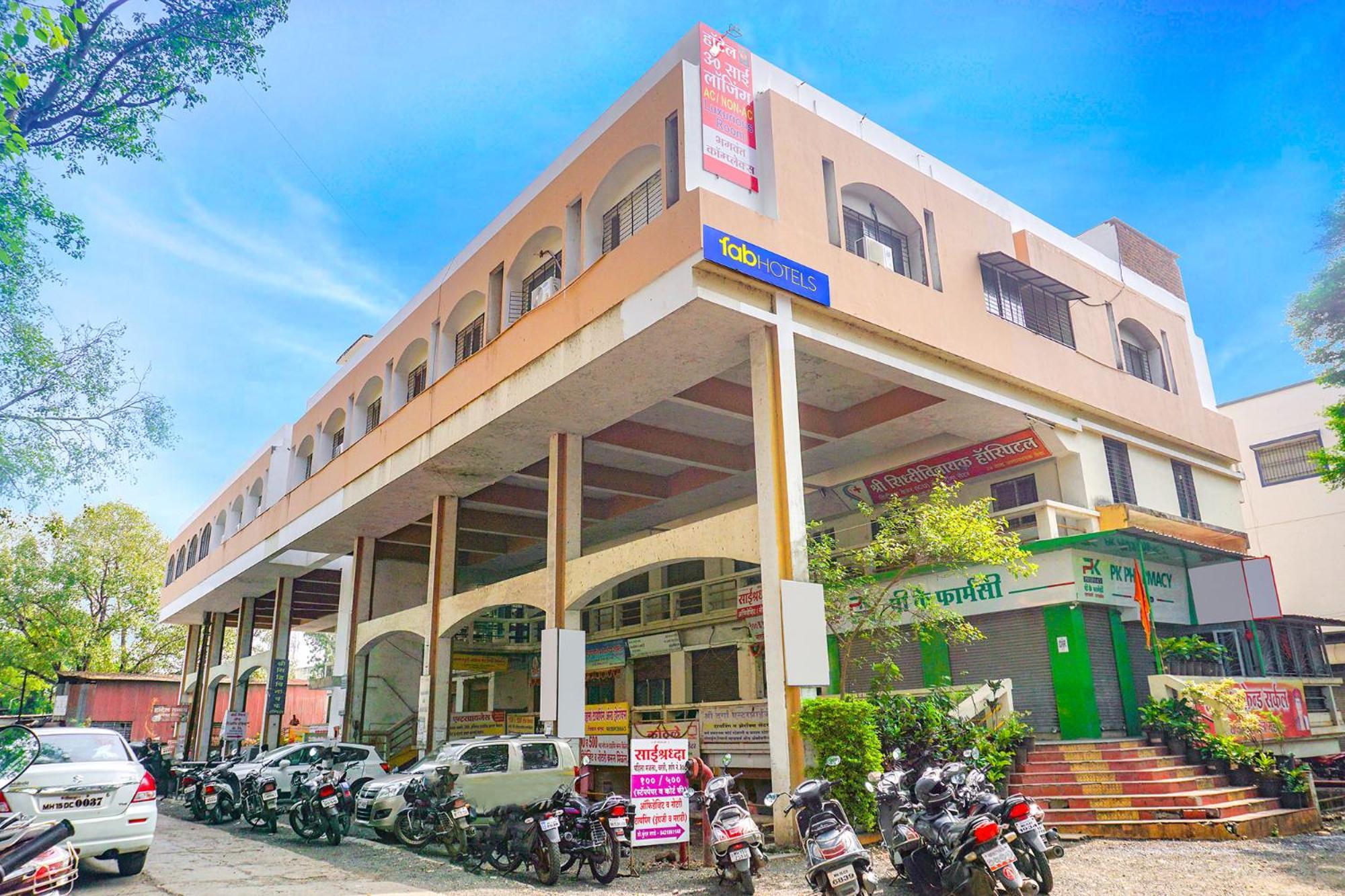 Fabhotel Om Sai - Nr Nashik Railway Station 外观 照片